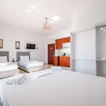 Eleni Guest House